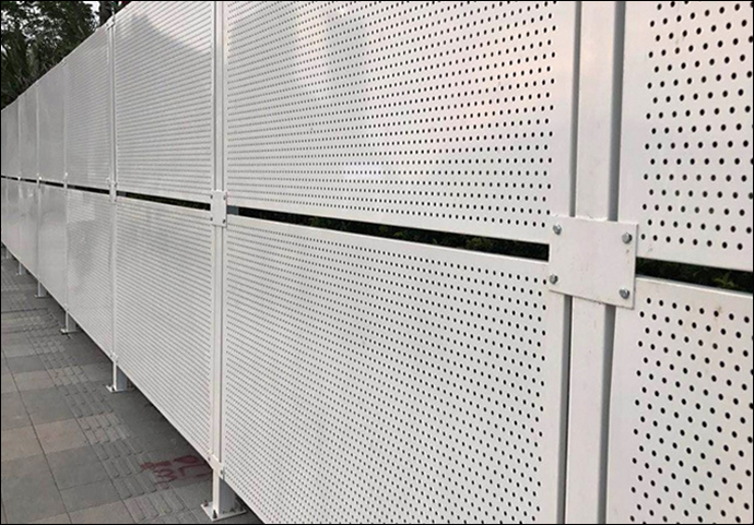 Perforated Galvanized Sheet Metal Flat Hole 3 4 5 6 8 10 MM Size 2 x 1mt Thick 1,5 MM